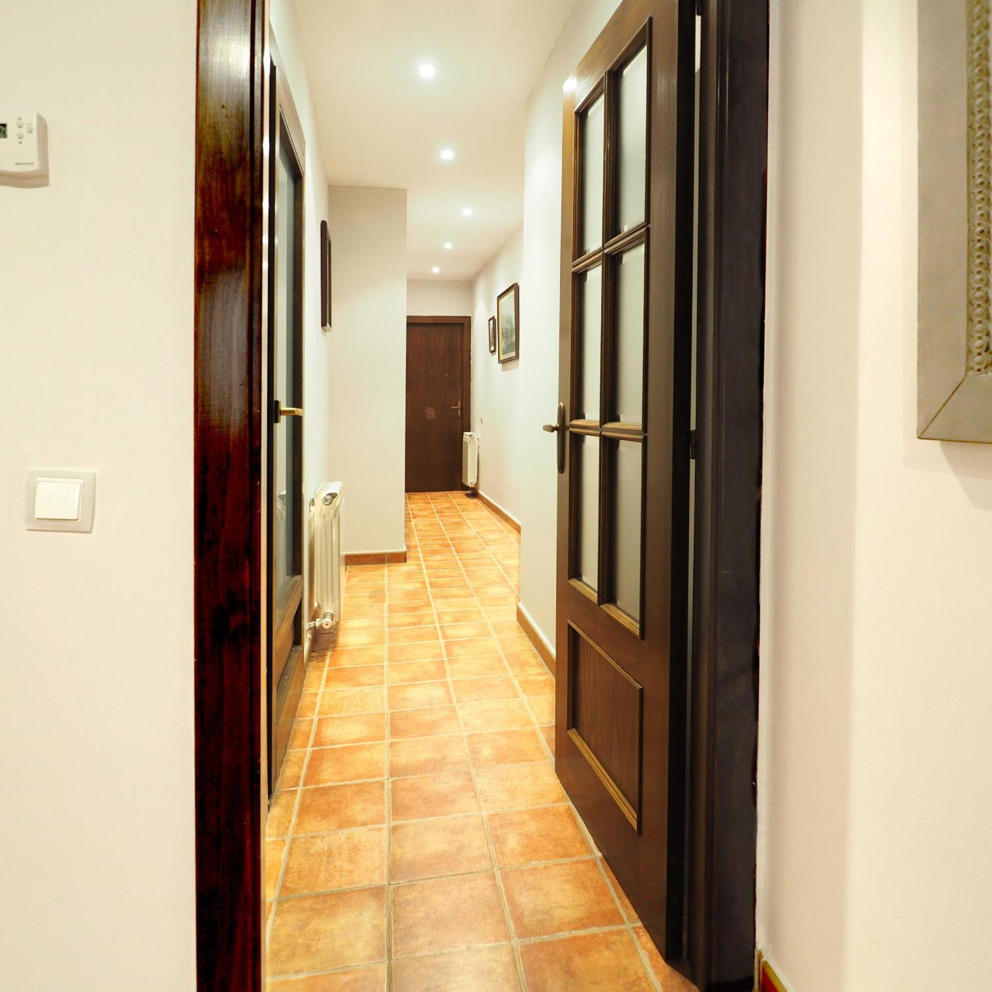 Apartamentos Angelus Plaza Mayor De Graus Dış mekan fotoğraf