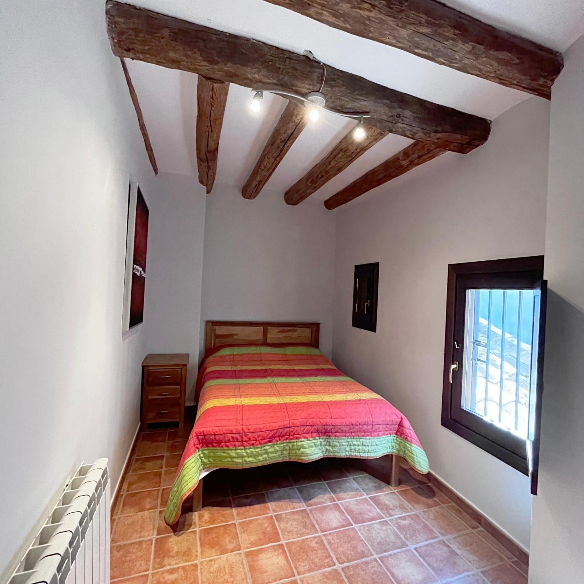 Apartamentos Angelus Plaza Mayor De Graus Dış mekan fotoğraf