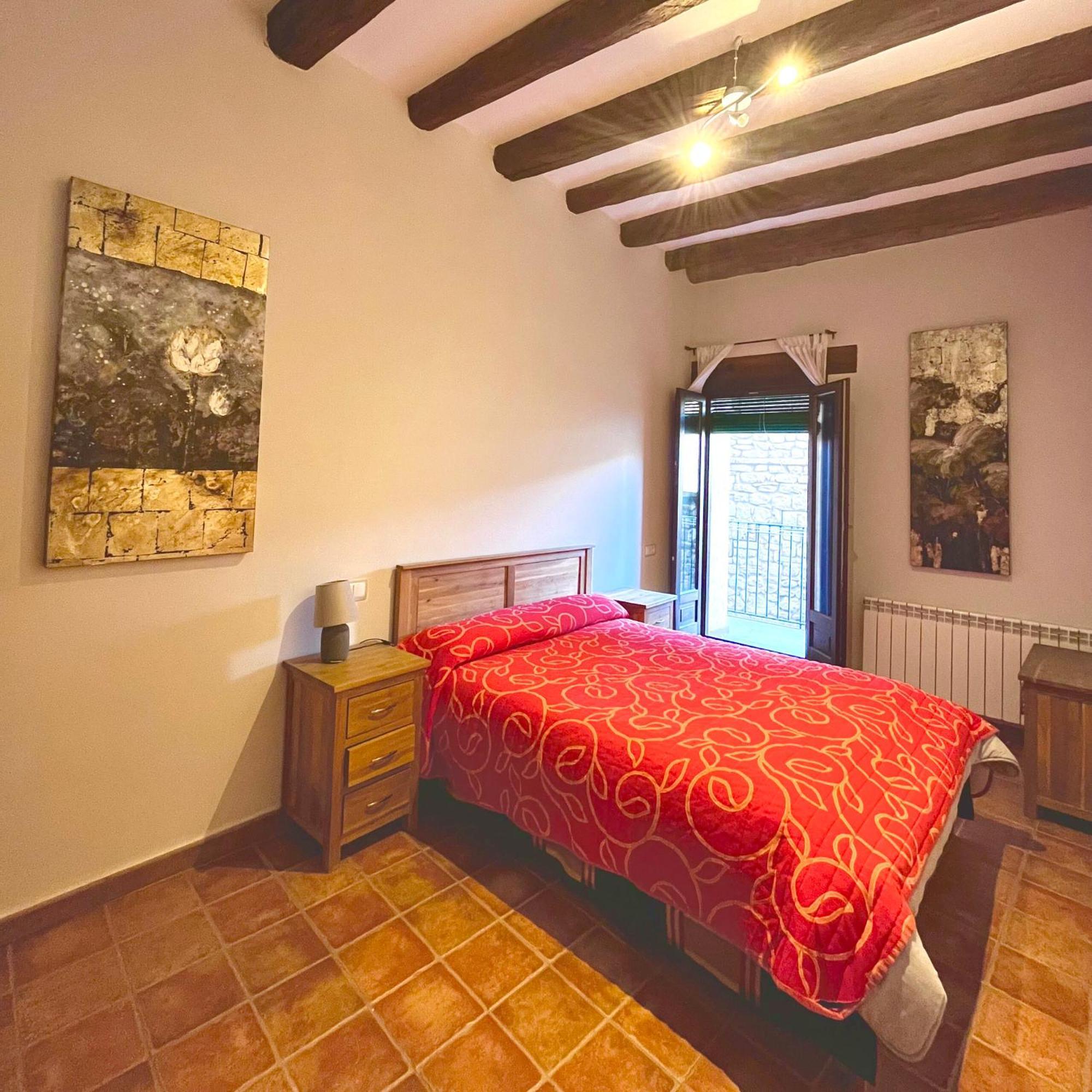 Apartamentos Angelus Plaza Mayor De Graus Dış mekan fotoğraf