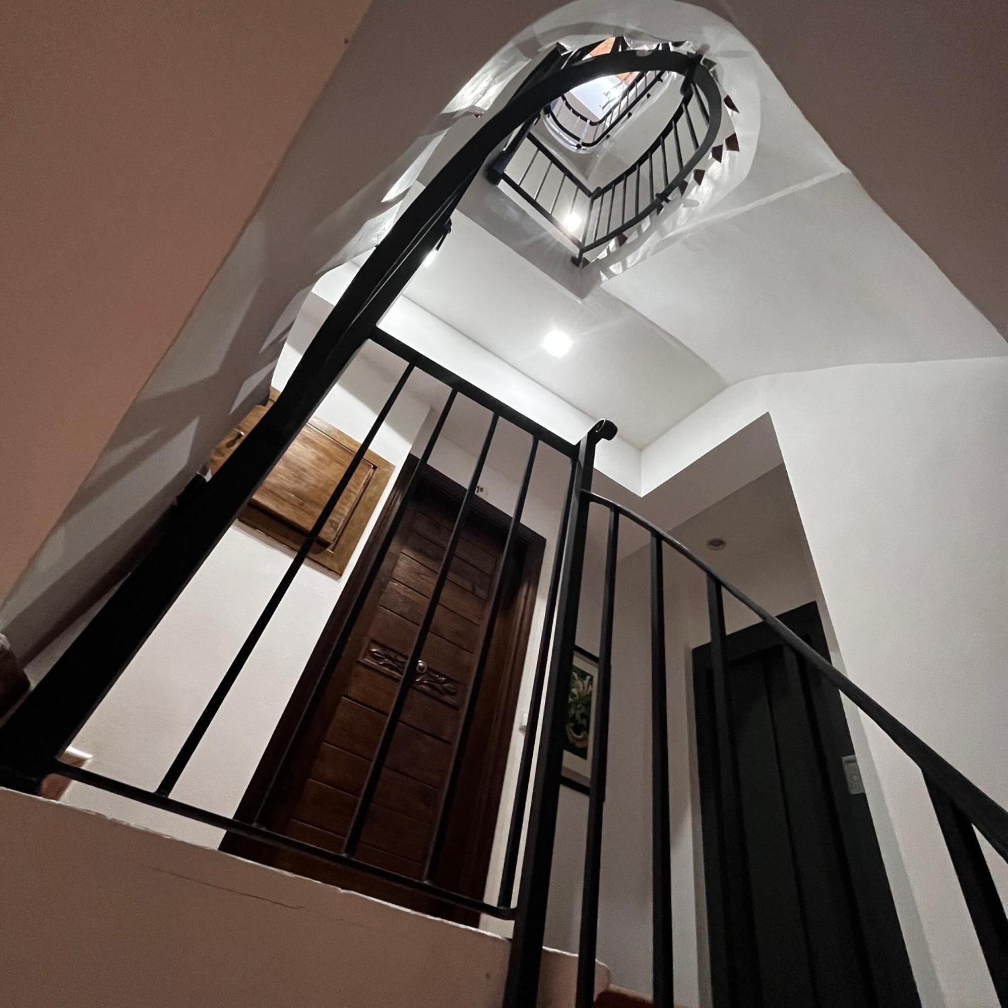 Apartamentos Angelus Plaza Mayor De Graus Dış mekan fotoğraf